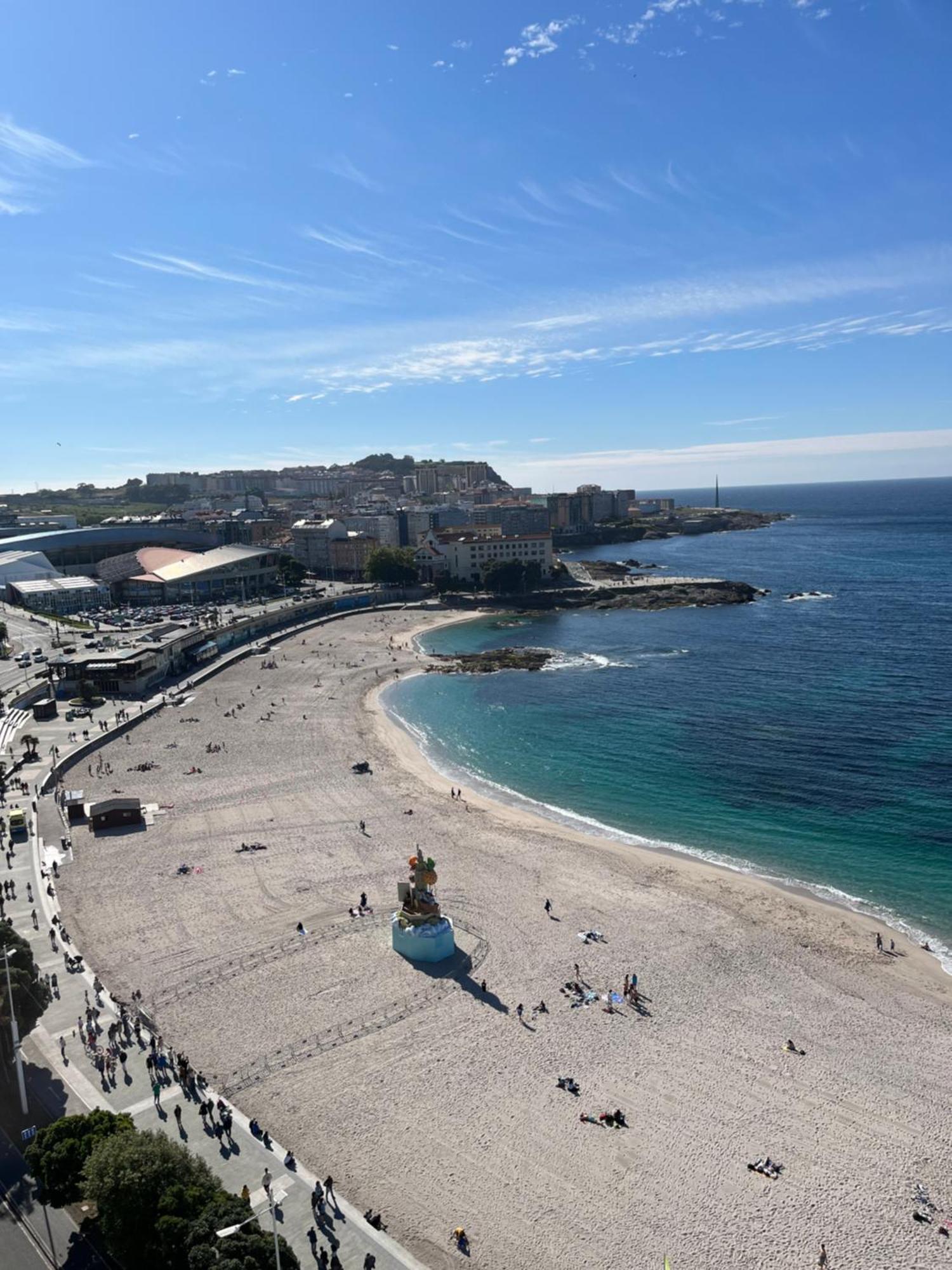 Primera Linea Playa Riazor A Coruña Eksteriør billede
